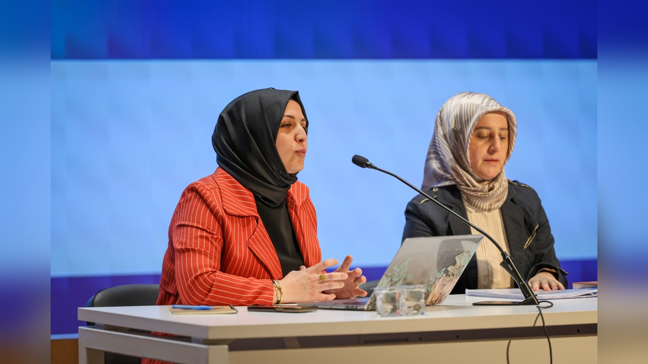 İHH Kadın, Sivil Toplumda Kadın Panelini Gerçekleştirdi