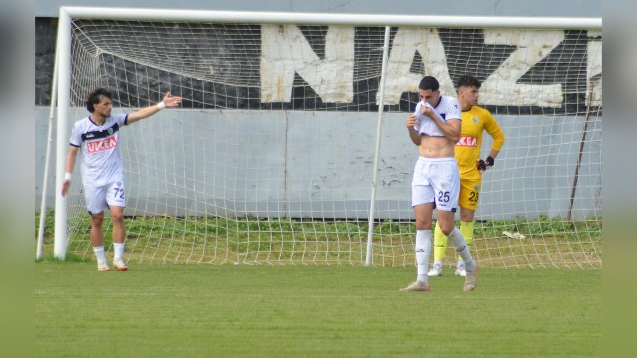 Nazillispor, Dört Yılın Ardından Takımına Veda Etti
