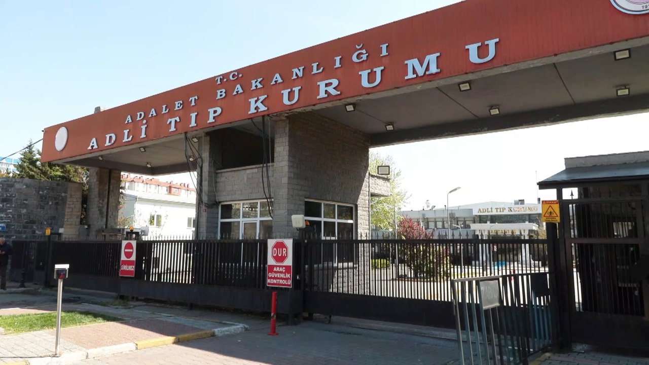 Üsküdar'daki Kavga Sonrası Hayatını Kaybeden Hamarat'ın Cenazesi Ailesine Teslim Edildi