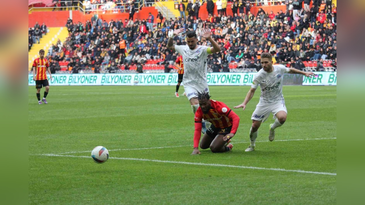 Kayserispor, Kasımpaşa'yı 1-0 Mağlup Etti