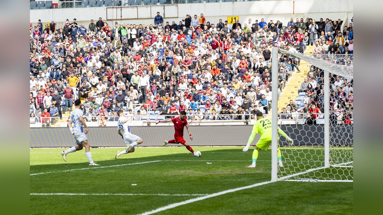 Mersin İdmanyurdu, Derincespor'u 2-0 Geçti