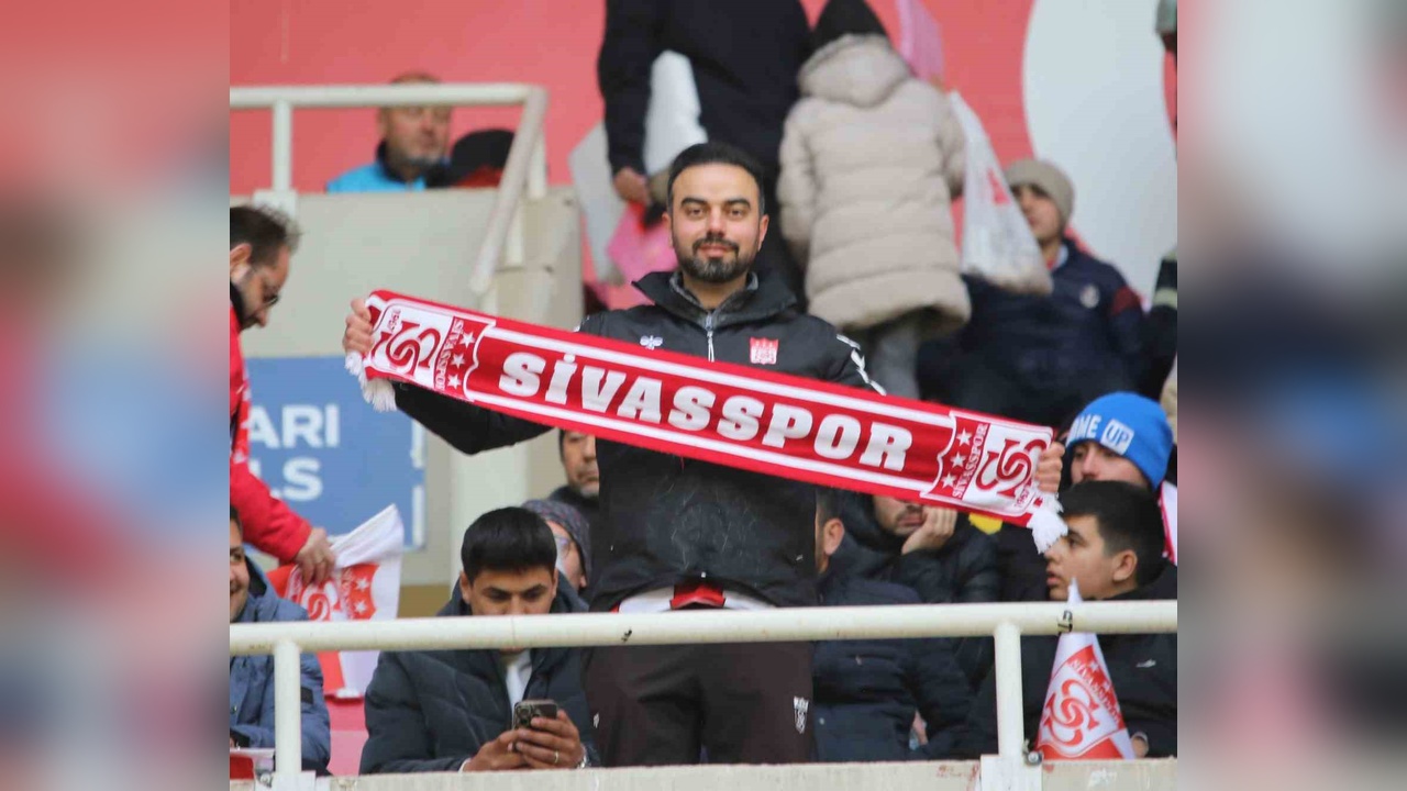 Sivasspor-Fenerbahçe Maçına Taraftar Yoğunluğu