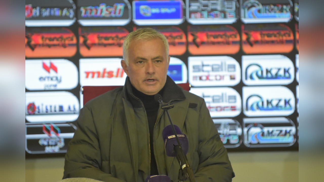 Fenerbahçe, Sivasspor'u 3-1 mağlup etti