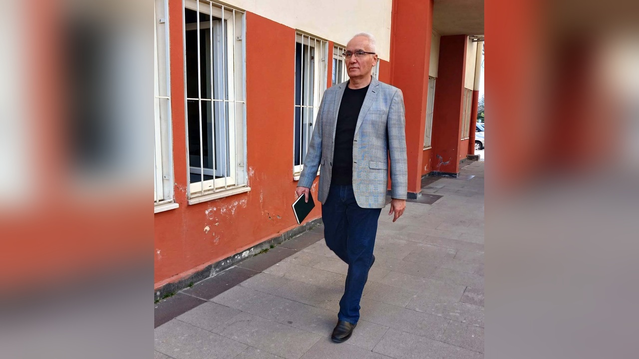 Emekli Ziraat Mühendisi Üçüncü Üniversiteyi Tamamlamak İçin Eğitime Devam Ediyor