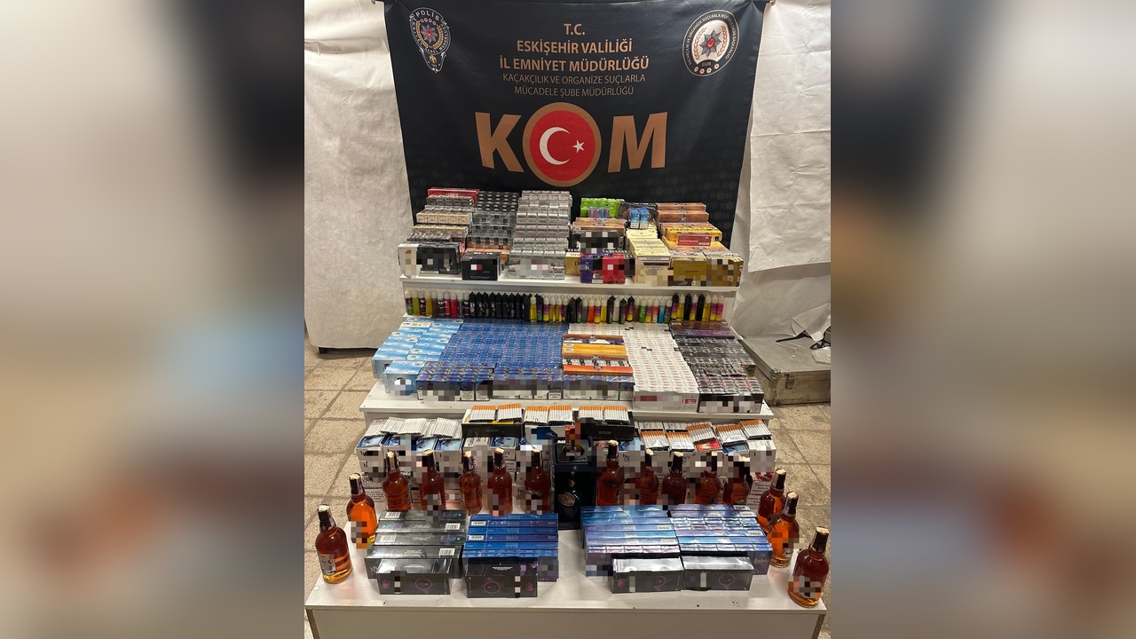 Eskişehir'de Kaçak Ürün Operasyonu: 500 Bin TL Değerinde Malzeme Ele Geçirildi