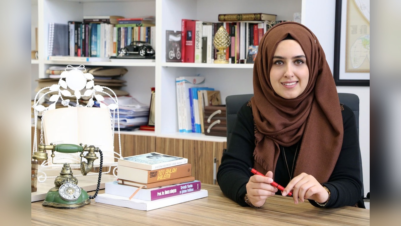 Kaza Sonrası Hayatını Kaybeden Doçent Defnedildi