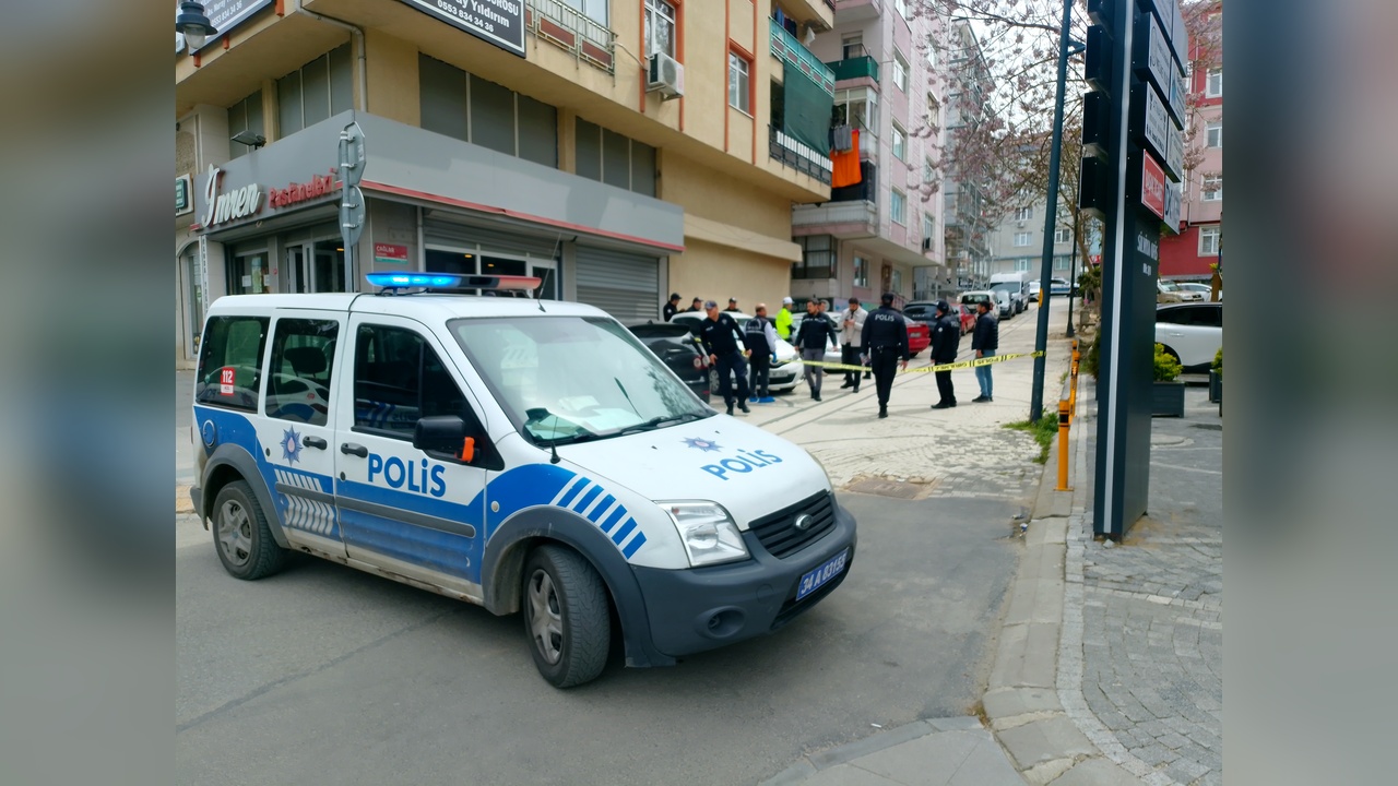 Silivri'de Uyuşturucu Şüphelisi Polisin Müdahalesiyle Etkisiz Hale Getirildi