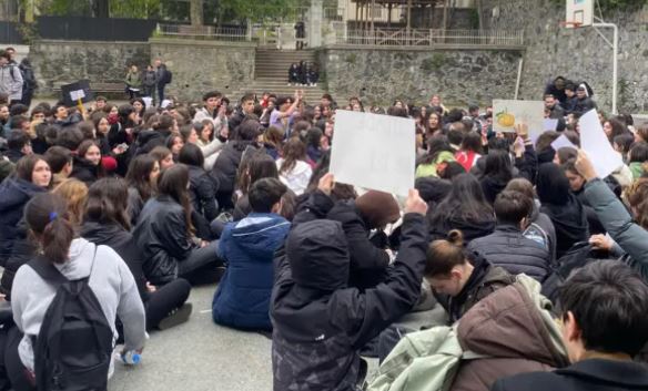 Proje okullarında öğretmen atamalarına tepkiler artıyor