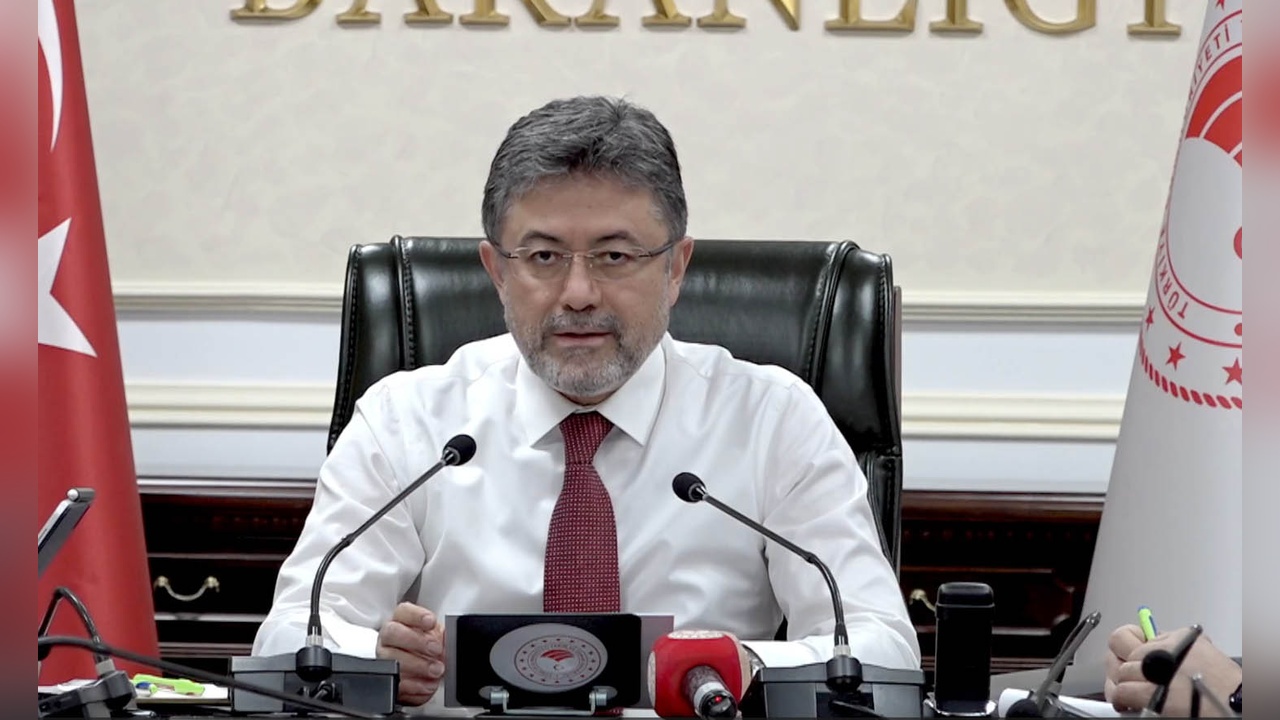 Tarım Bakanı Yumaklı'dan Güvence: Stratejik Ürünlerde Risk Yok