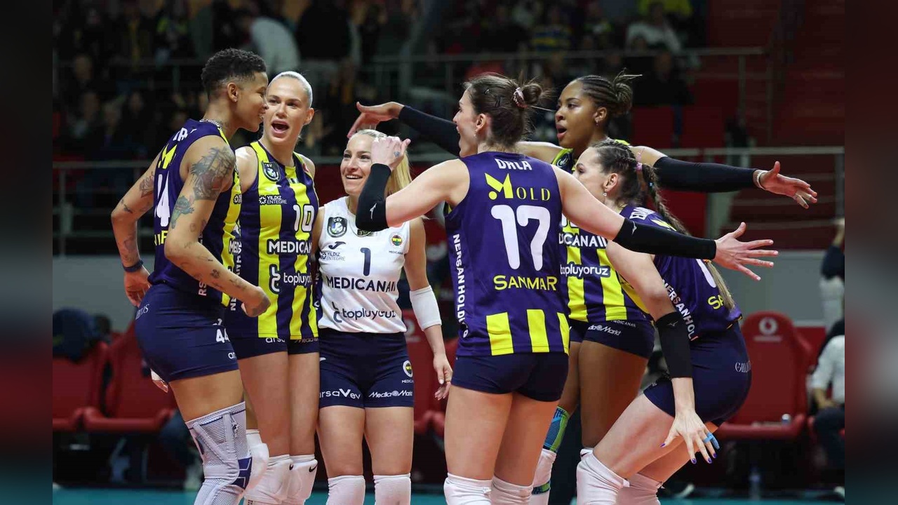 Fenerbahçe, Sultanlar Ligi'nde Finalist Oldu