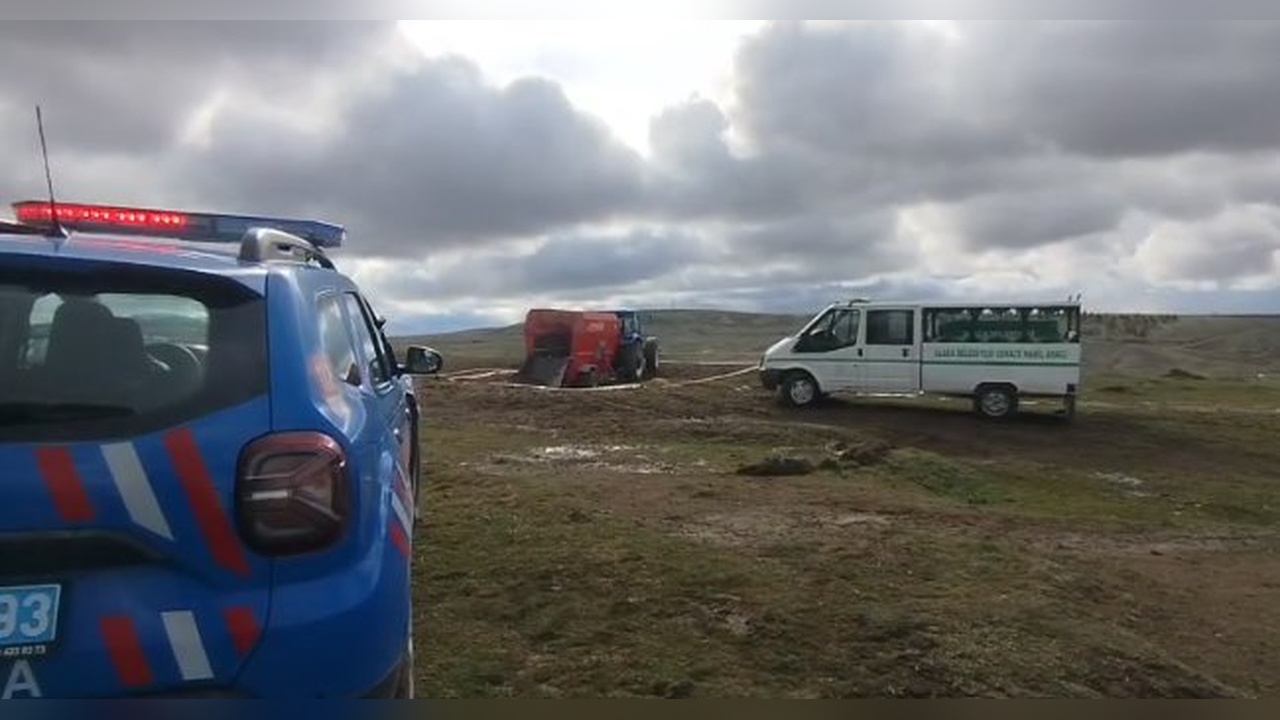 Yem Karma Makinesine Düşen Kişi Hayatını Kaybetti