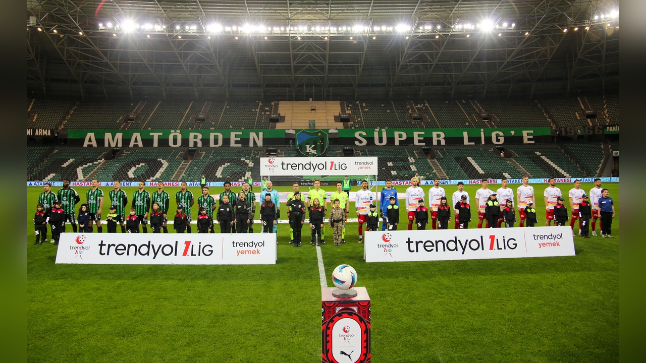 Kocaelispor, Yeni Malatyaspor'u Farklı Geçti