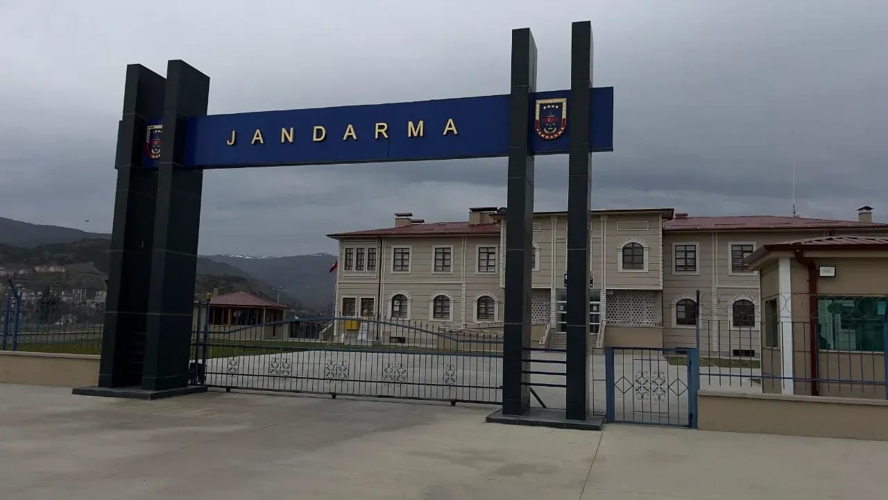 Jandarma, Dolandırıcılara Geçit Vermedi