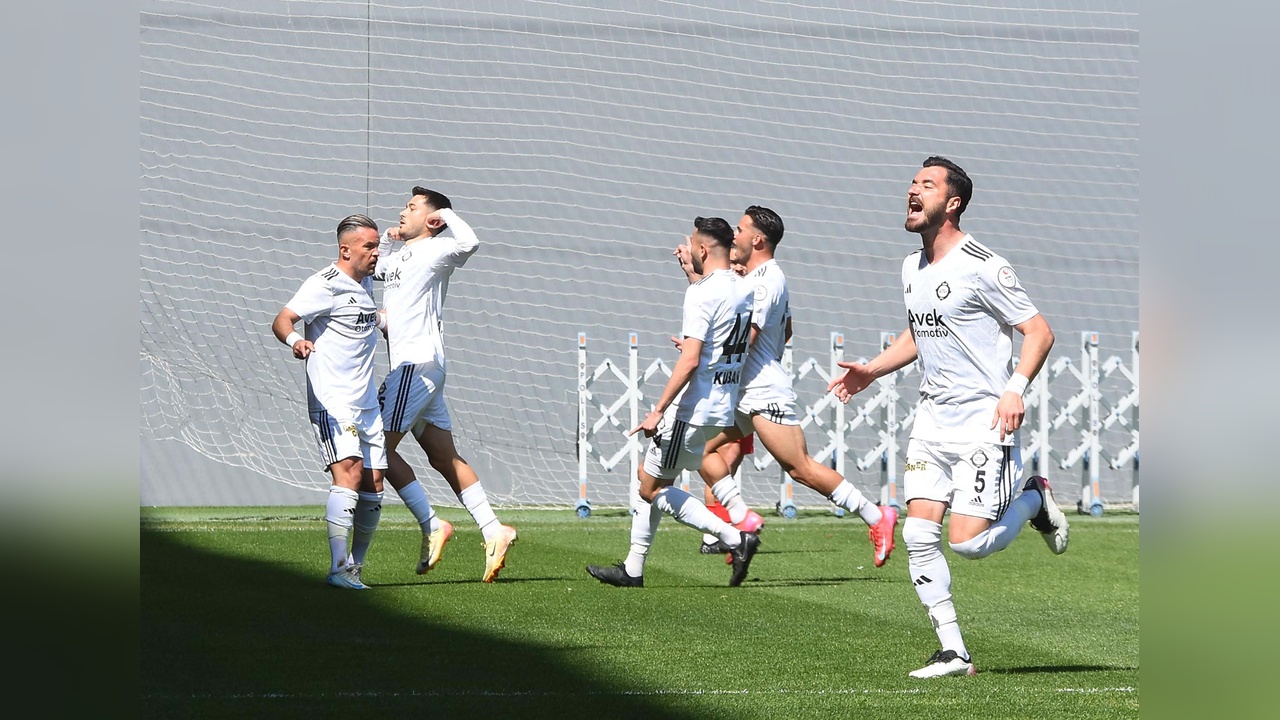 Altay, Evindeki Maçta Galibiyet Peşinde