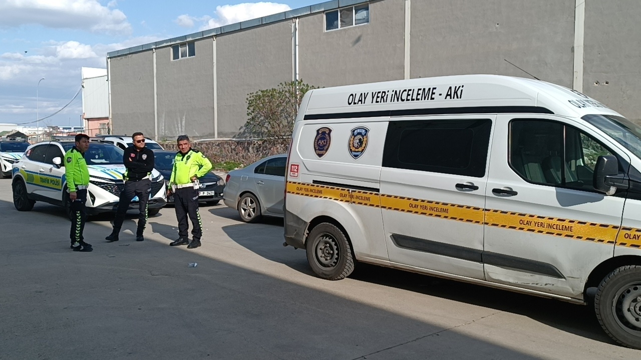 Gaziantep'te TIR'ın Çarptığı Çocuk Hayatını Kaybetti