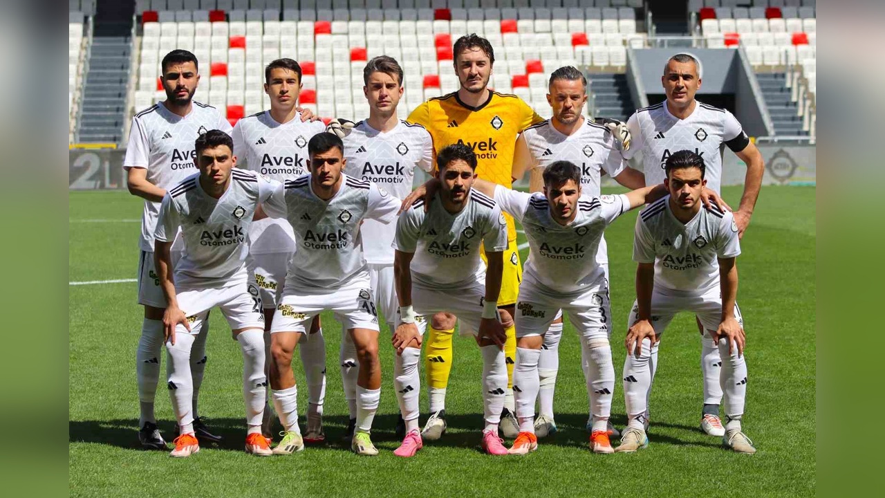Altay, Süper Lig'de Kalma Mücadelesini Sürdürüyor