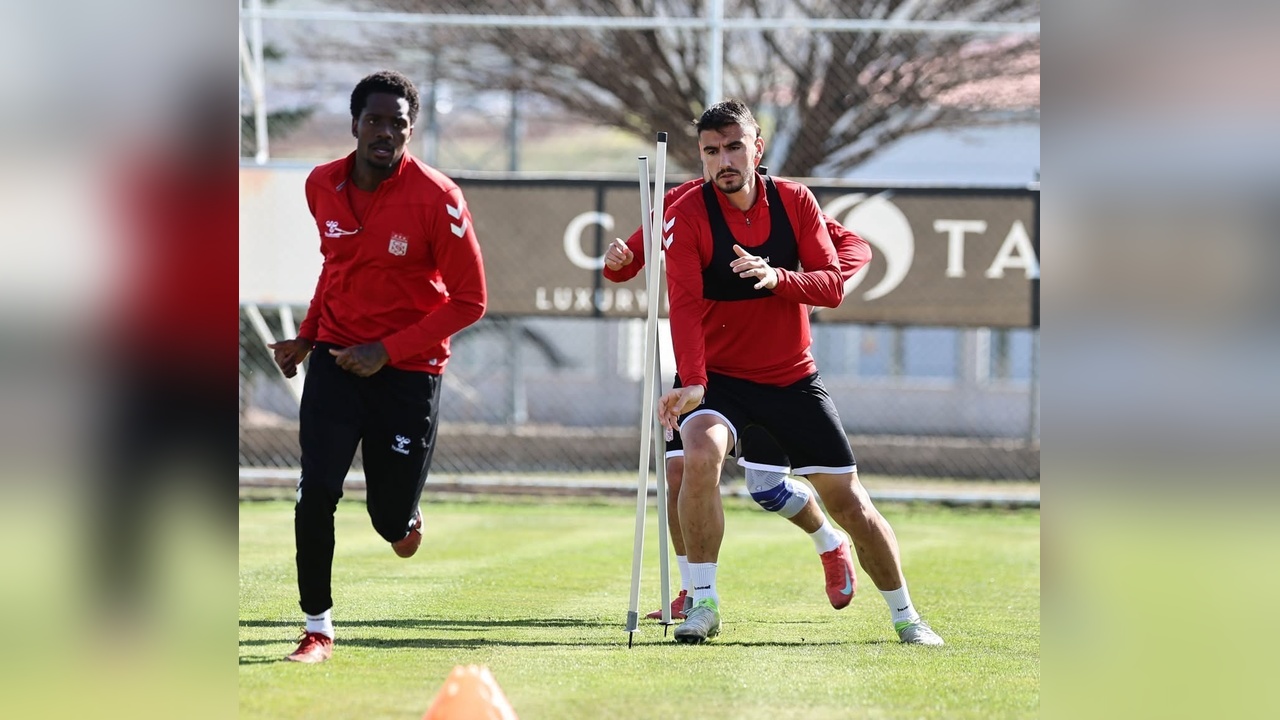 Sivasspor, Kasımpaşa Maçı İçin Hazırlıklarını Yoğunlaştırdı