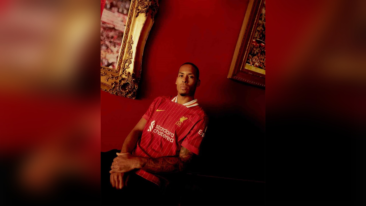 Liverpool, Virgil van Dijk ile yeni sözleşme imzaladı
