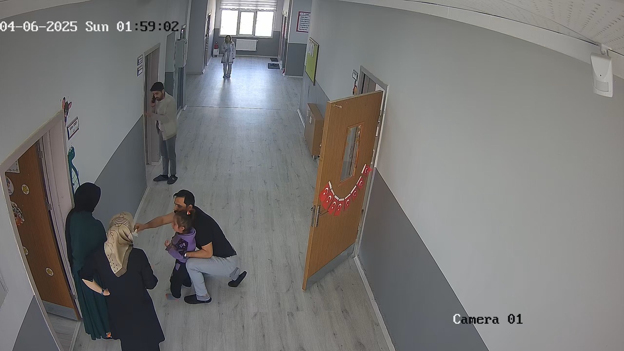 Okul Müdürünün Heimlich Manevrası 5 Yaşındaki Irmak'ın Hayatını Kurtardı