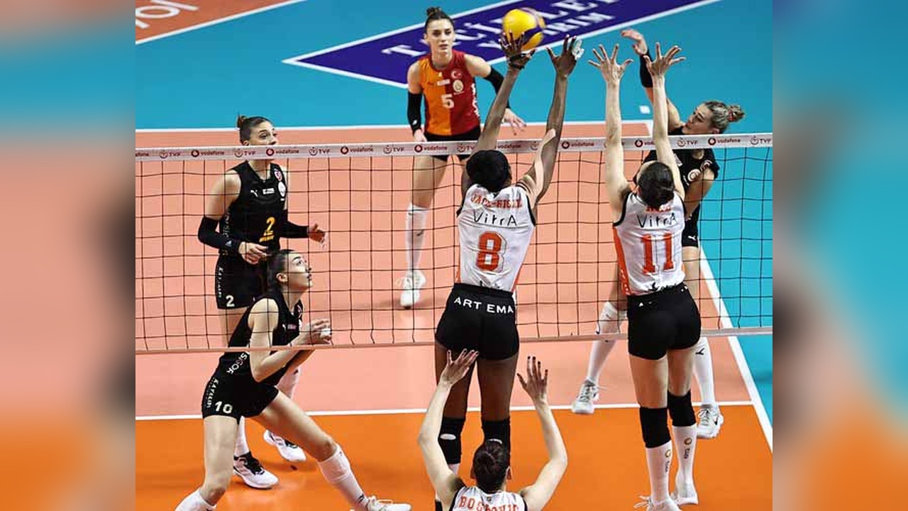 Eczacıbaşı Dynavit, Galatasaray Daikin Karşısında 3-0'lık Zafer Kazandı