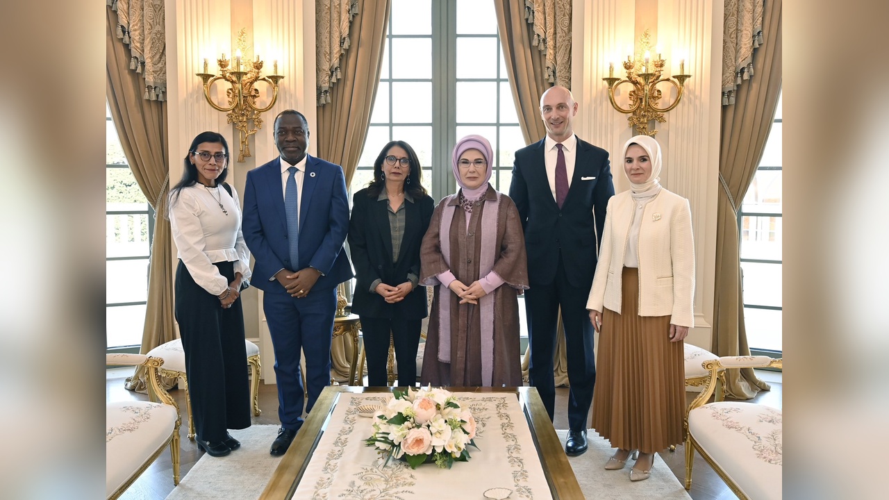 Emine Erdoğan, BM Çocuklara Yönelik Şiddet Özel Temsilcisi M'jid ile Bir Araya Geldi