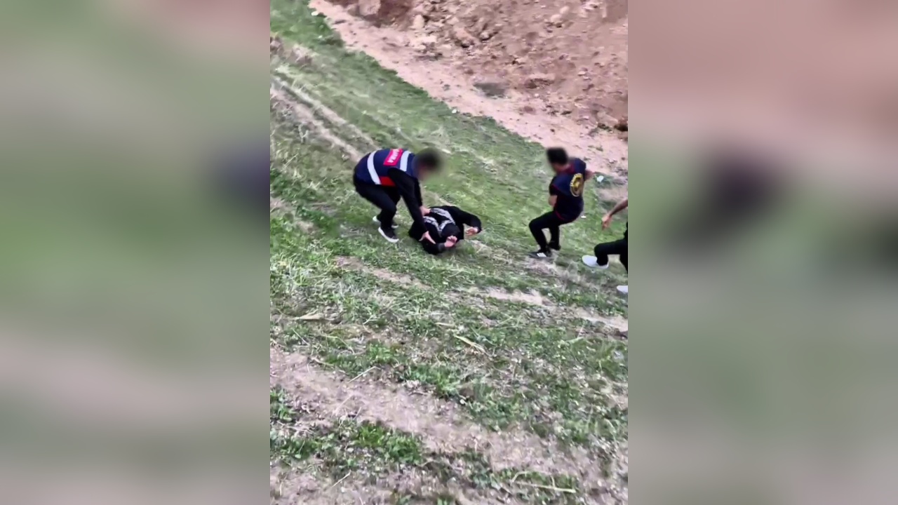 223 Yıl Hapisle Aranan Firari, Çobanlık Yaparak Saklandı