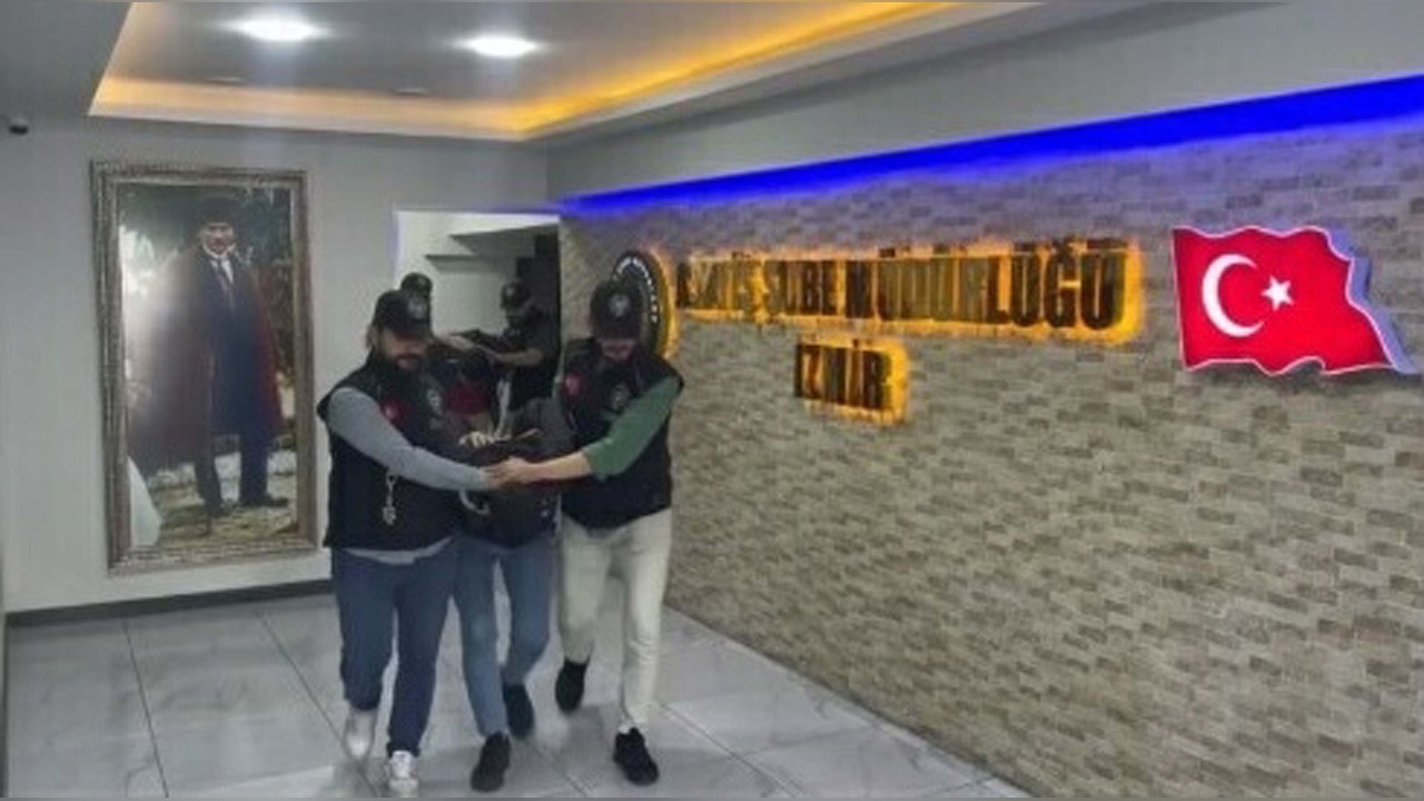 İzmir'de Suç Örgütüne Operasyon: 9 Tutuklama Gerçekleştirildi