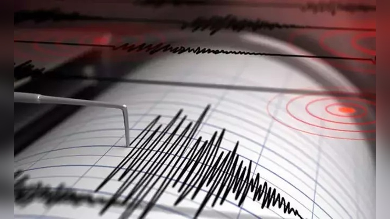 Tacikistan'da 5.5 Büyüklüğünde Deprem: Can ve Mal Kaybı Bildirildi