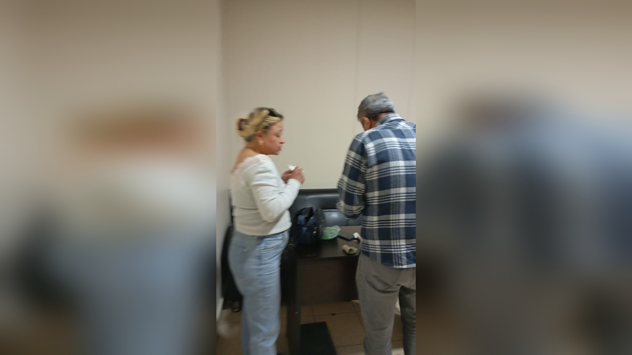 Sultangazi'de Hastane Yalanıyla Dilenen Şüpheliler Zabıtaya Yakalandı