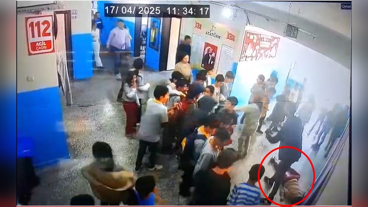 Müdür Yardımcısı, Dili Boğulan Öğrenciyi Kameralar Önünde Kurtardı