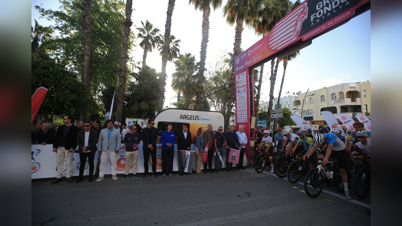 AKRA Gran Fondo Bisiklet Yarışması Dostluk ve Birlik İçin Düzenlendi