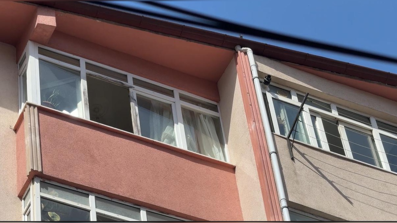 Sarıyer'de 55 Yaşındaki Kadın 7. Kattan Düşerek Hayatını Kaybetti
