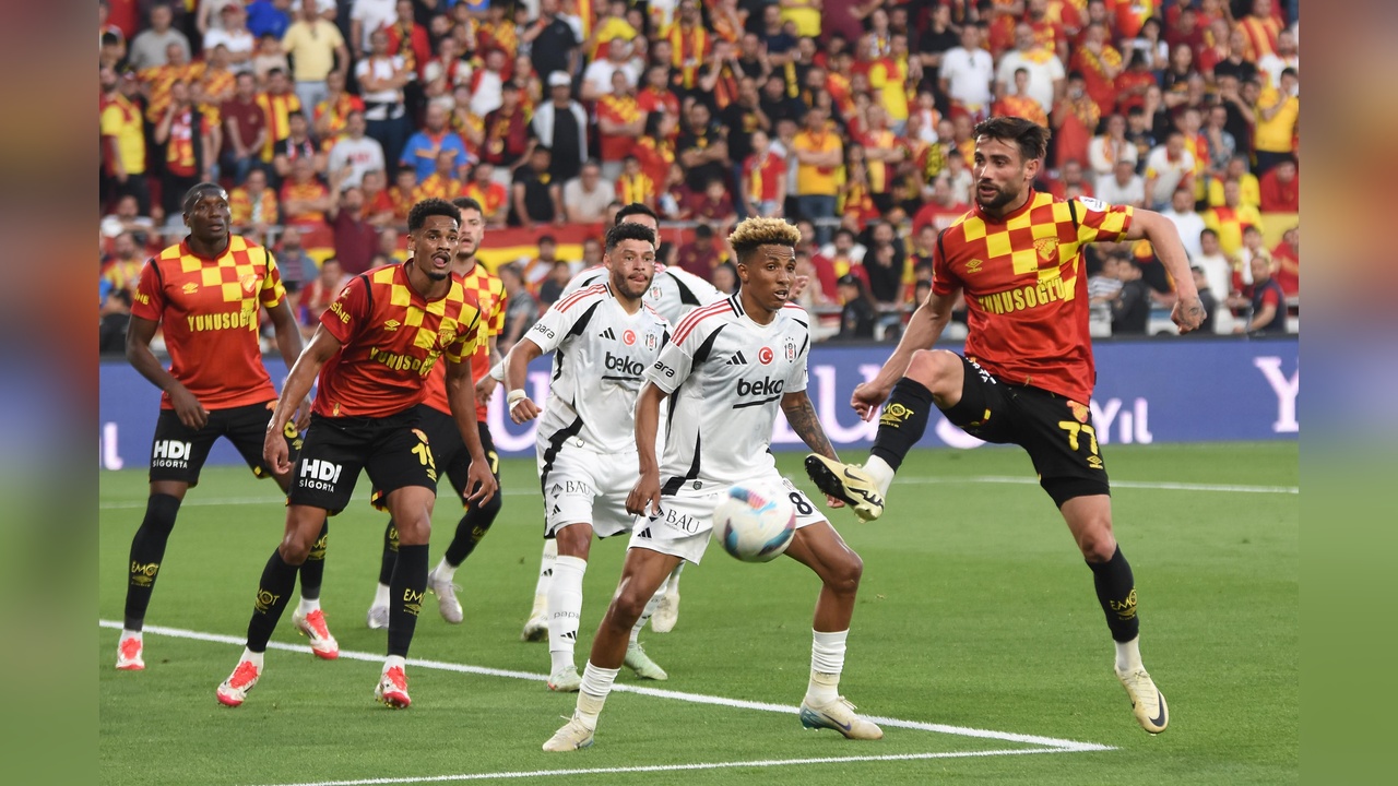 Göztepe, Ziraat Türkiye Kupası'nda Yarı Finalde Veda Etti