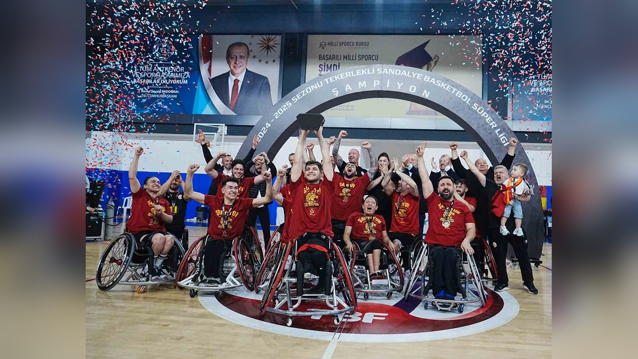 Galatasaray Tekerlekli Sandalye Basketbol Süper Ligi Şampiyonu Oldu