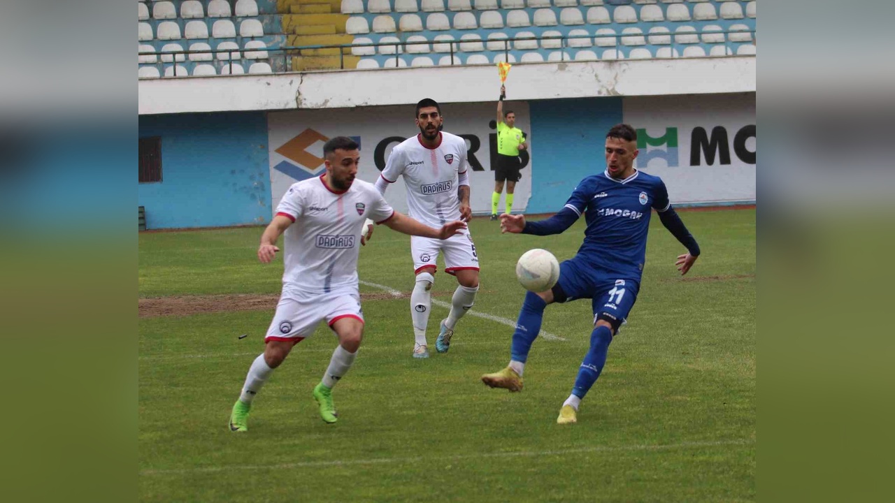 Pazarspor, TFF 3. Ligde 2-1'lik Zaferle Ayrıldı