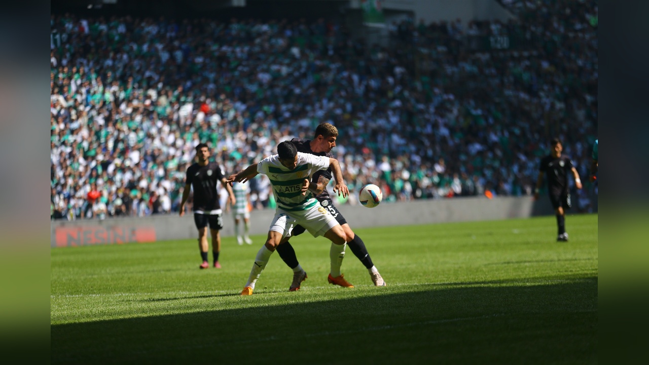 Bursaspor, Bornova 1877 Sportif'i 4-1 mağlup etti