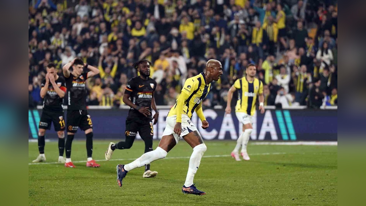 Anderson Talisca, Son Dört Maçta Yedi Gol Atarak Fark Yaratıyor