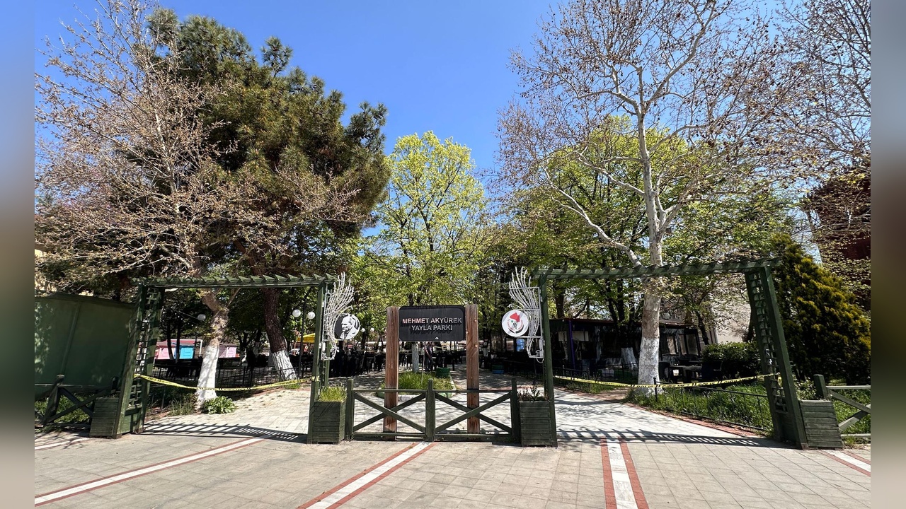 Kırklareli'nde Süs Havuzunda Elektrik Akımına Kapılan 4 Kişi Hastaneye Kaldırıldı, 3 Şüpheli Gözaltında