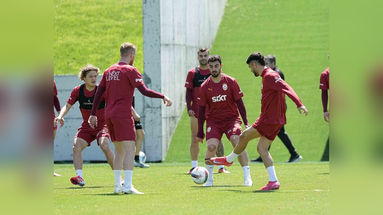 Galatasaray, Konyaspor Maçı İçin Son Hazırlıklarını Tamamladı