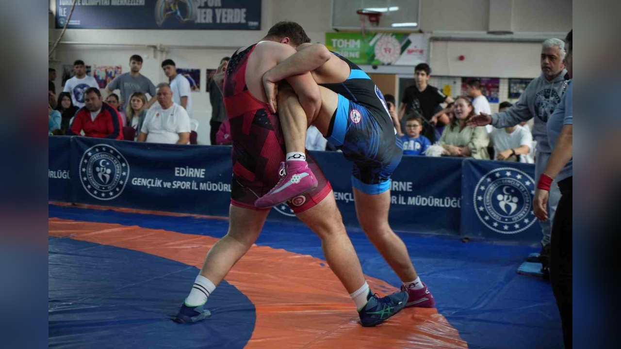 Edirneli Pehlivanlar, ABD’li Sporculara Güreşte üstünlük sağladı