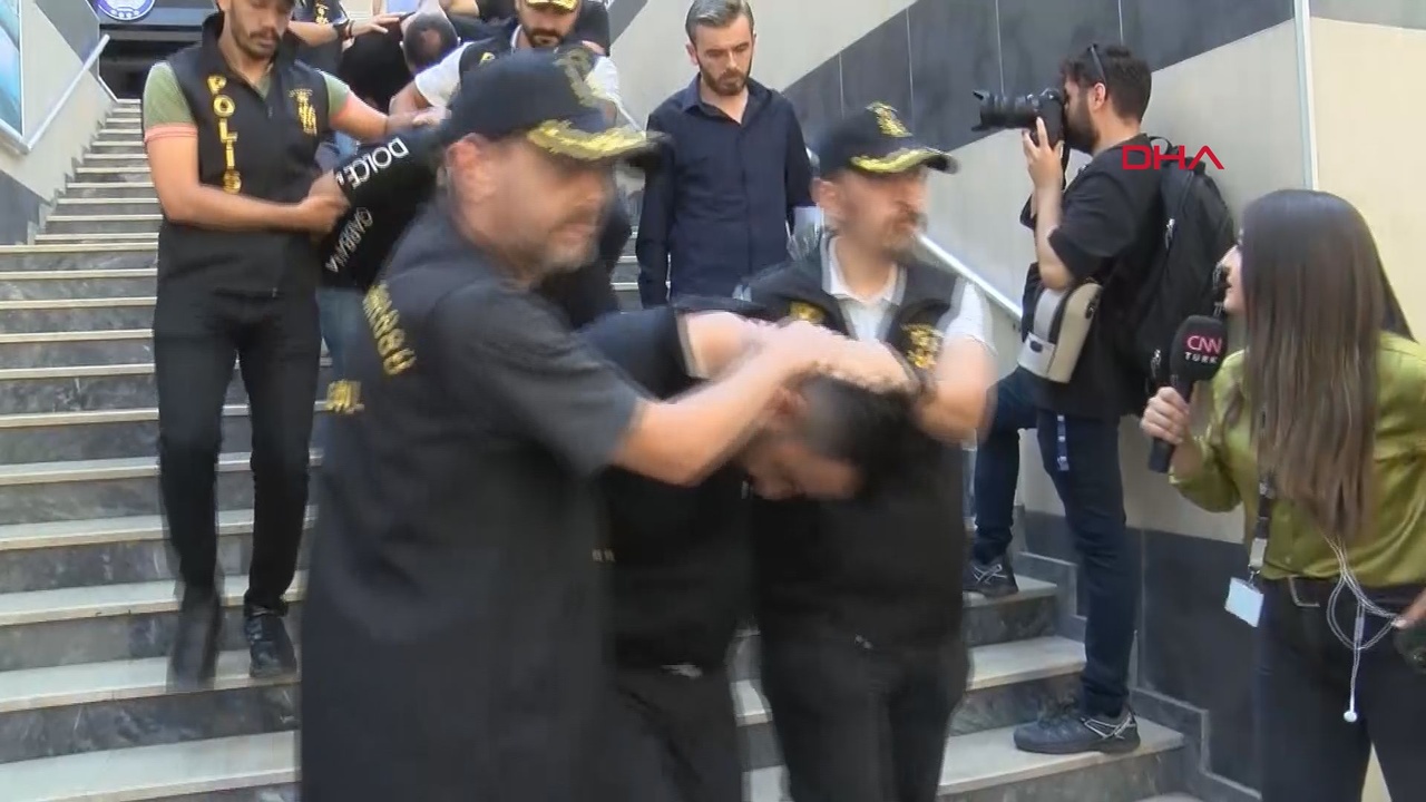 Esenyurt'taki Tekel Bayii Baskınına İlişkin Davada Sanıklar Hapis Cezası Aldı