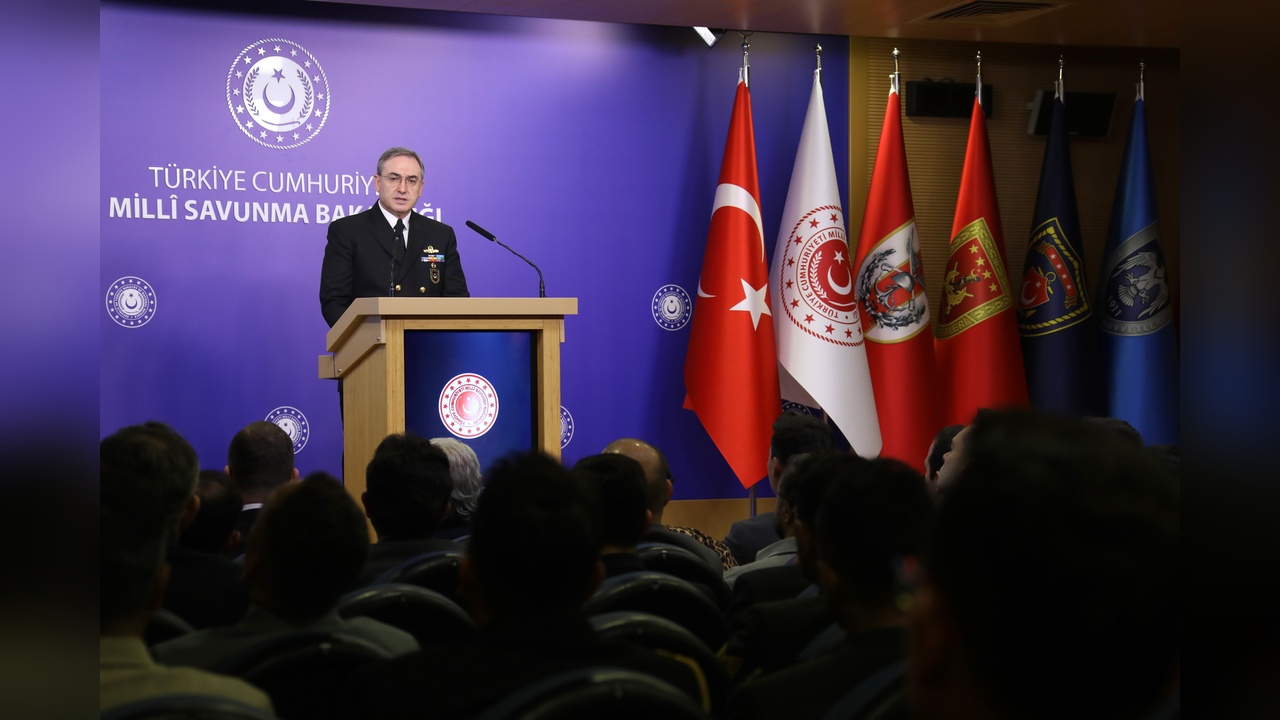MSB: Terör Örgütlerinin Barınma Alanlarına Hava Yoluyla Bildiriler Gönderiliyor