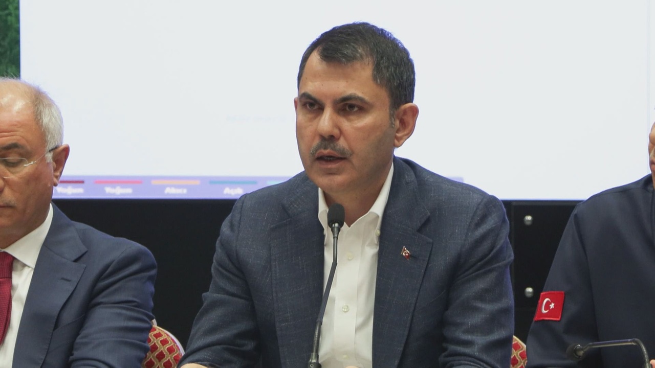 İstanbul'da Riskli Bina Sayısı 1,5 Milyonu Aştı, Bakan Kurum Uyardı