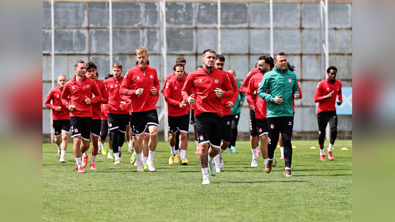 Sivasspor, Antalyaspor Maçı İçin Hazırlıklarını Tamamladı