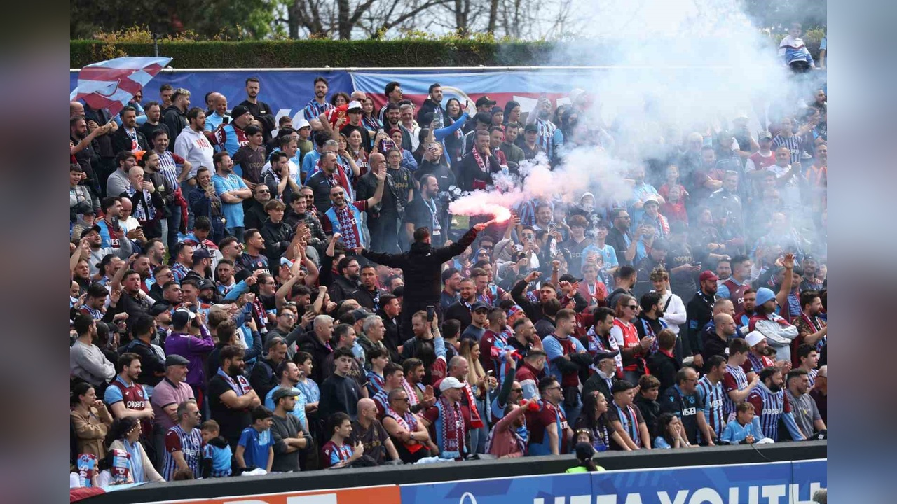 Trabzonspor U19 Takımı UEFA Gençlik Ligi Finaline Katılmaya Hak Kazandı