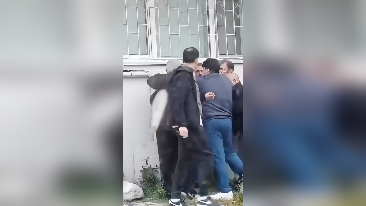 İstanbul'da Deprem Sonrası Komşular Arasında Gerginlik Yaşandı