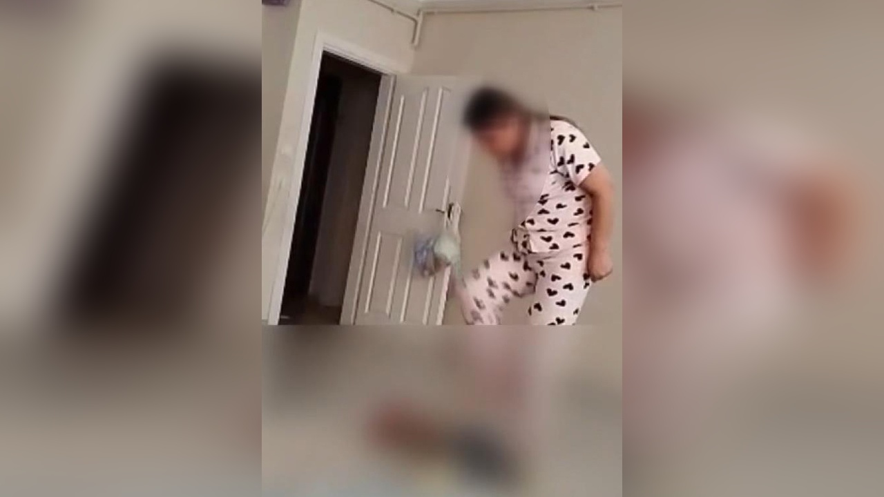 Fatih'te Bakıcı Bebeğe Şiddet Uyguladı, Kamera Kaydetti