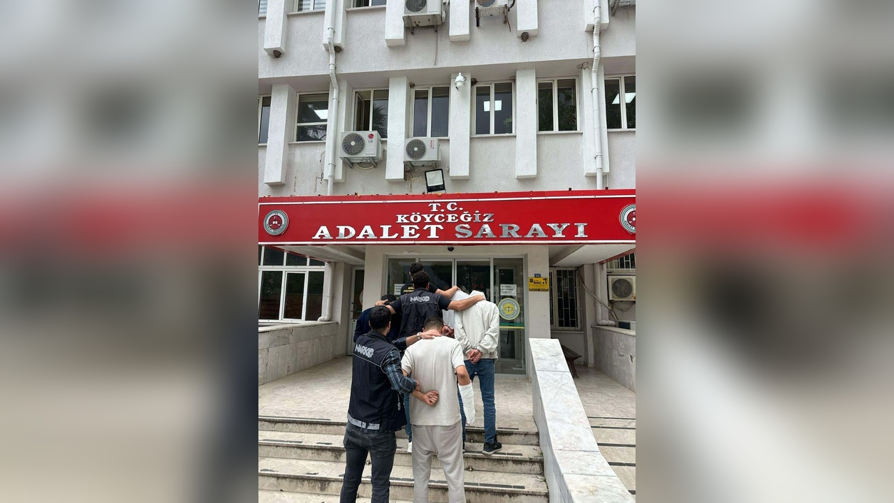 Muğla'da 3,5 Kilo Esrar Operasyonu: 4 Gözaltı