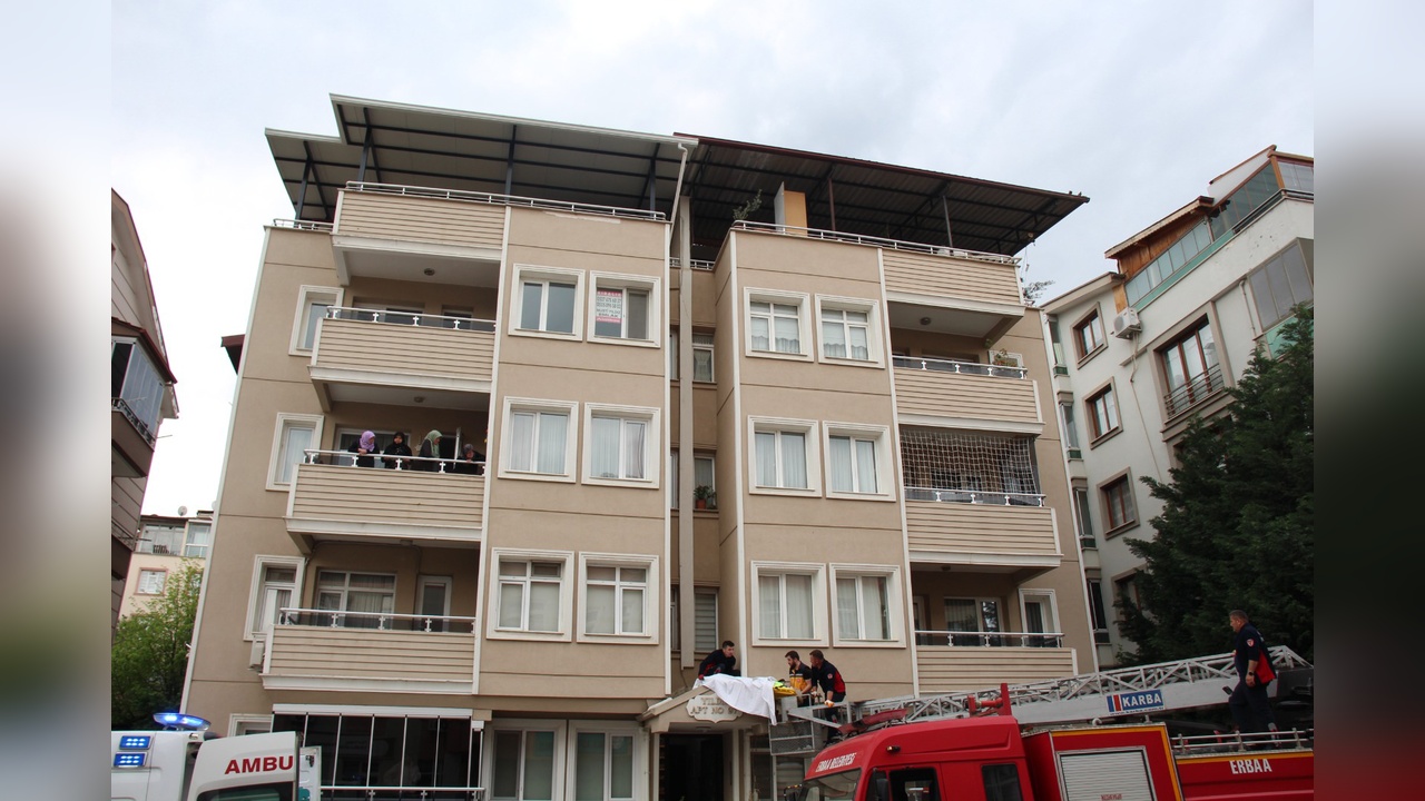 Tokat'ta Alzheimer Hastası Kadın Terastan Düşerek Hayatını Kaybetti