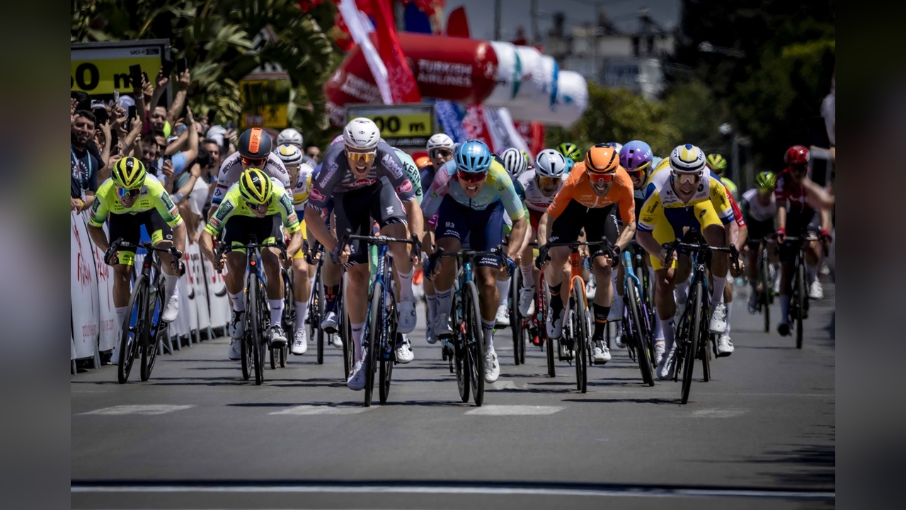 Simon Dehairs, TUR 2025 Antalya-Antalya Etabı'nı Birinci Tamamladı